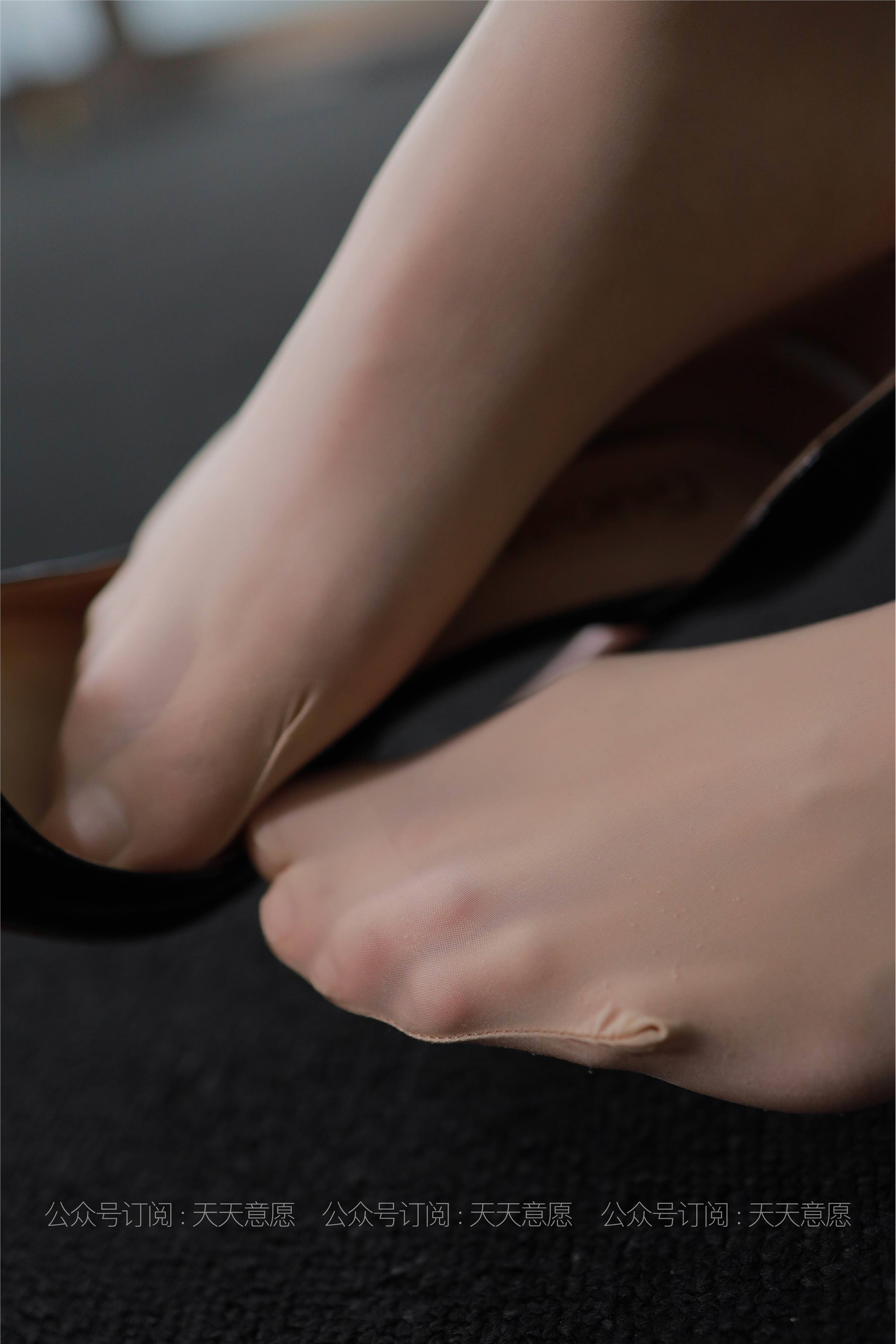 IESS异思趣向 - 模特：肉肉《性感秘书泡咖啡》